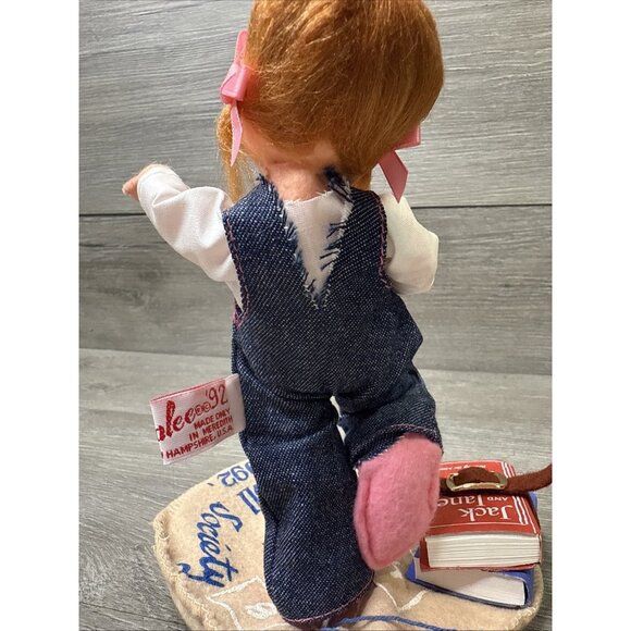 Annalee Doll Society Logo 1992 School Girl Denim Overalls Books Apple Sun Pin - Picture 8 of 12